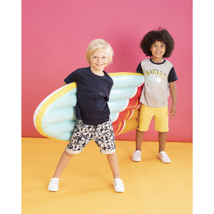 Bermuda en maille jaune à bandes appliquées 