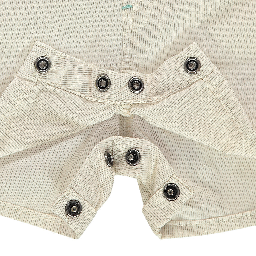 Salopette short en coton fantaisie avec inscription brodée devant 