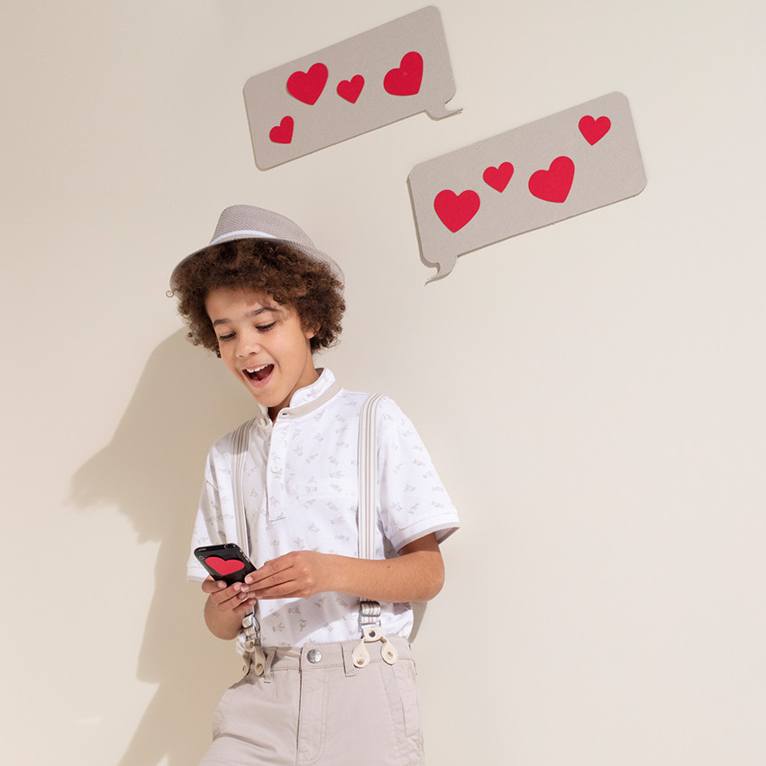 Junior - Polo manches courtes imprimé mains all-over avec col mao 