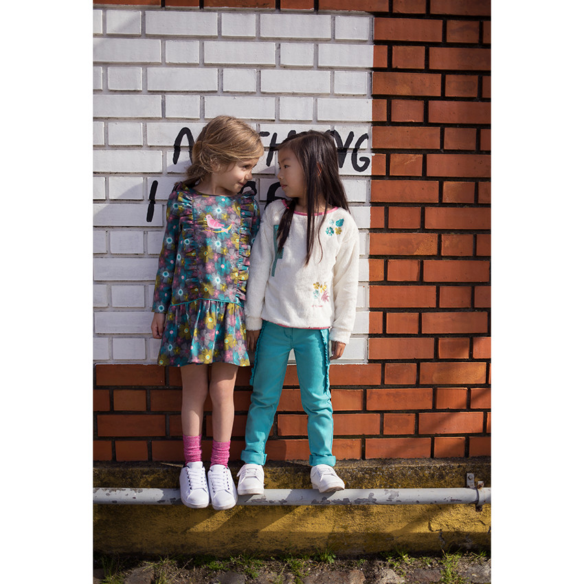 Robe manches longues imprimée fleurs all-over avec volants 