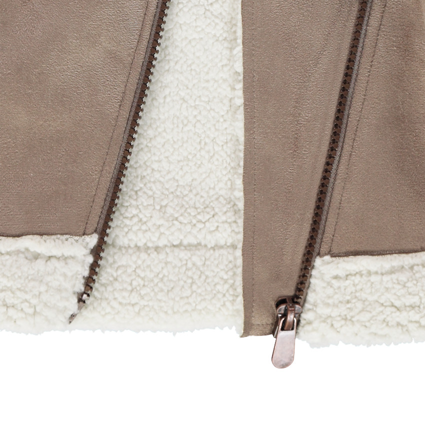 Perfecto effet peau retournée avec doublure sherpa et broderies 