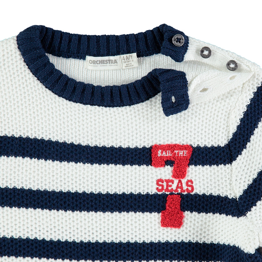 Pull en tricot esprit marinière avec chiffre en bouclette 
