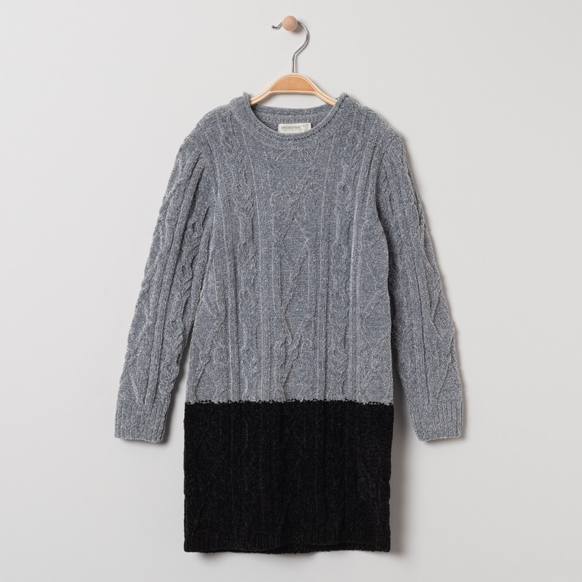 Robe manches longues en maille chenille à jeux de torsades 
