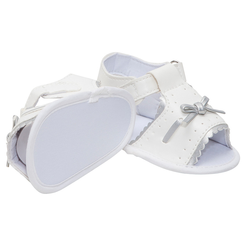 Nu-pieds avec détails argentés 