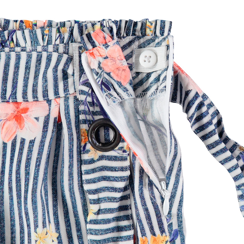 Short à rayures et fleurs all-over 