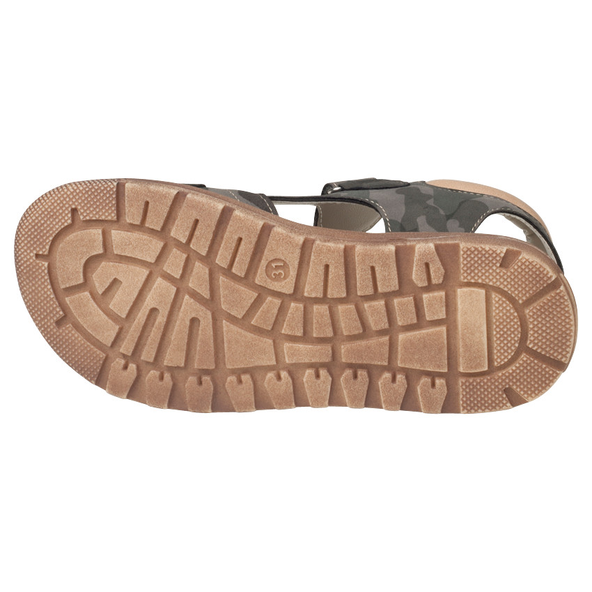 Nu-pieds motif army à scratch du 24 au 27 