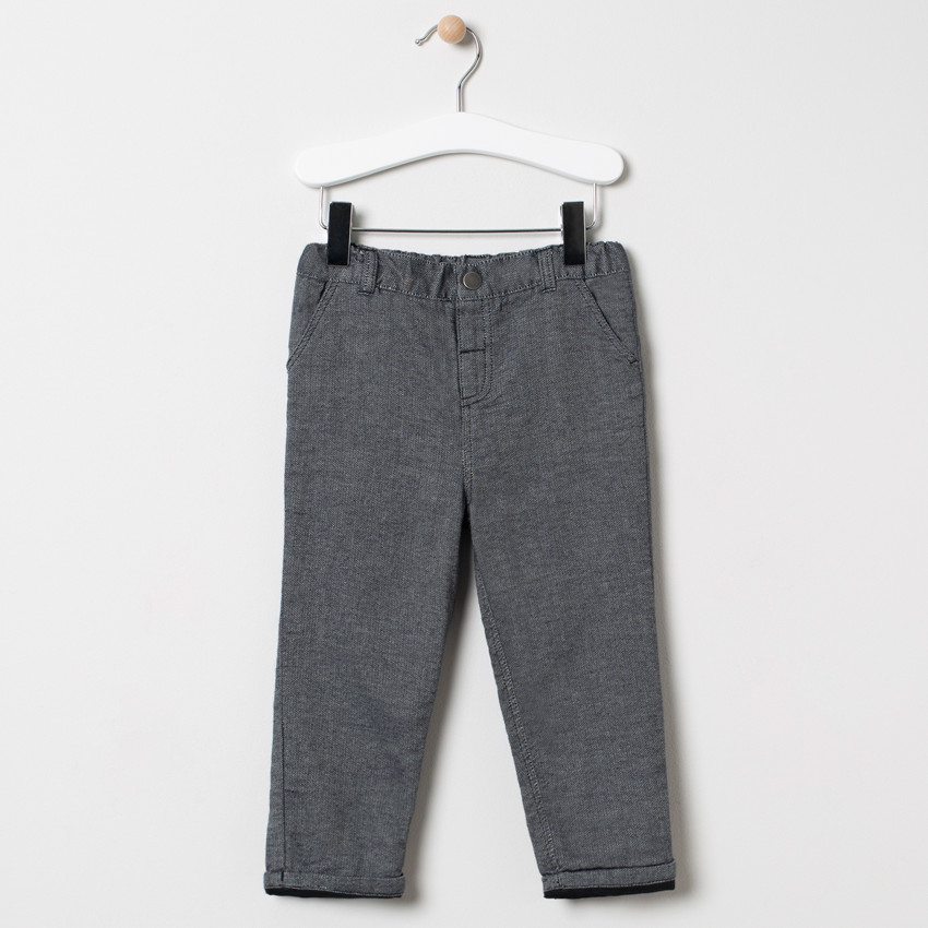 Ensemble avec chemise étoilée, gilet serveur et pantalon 