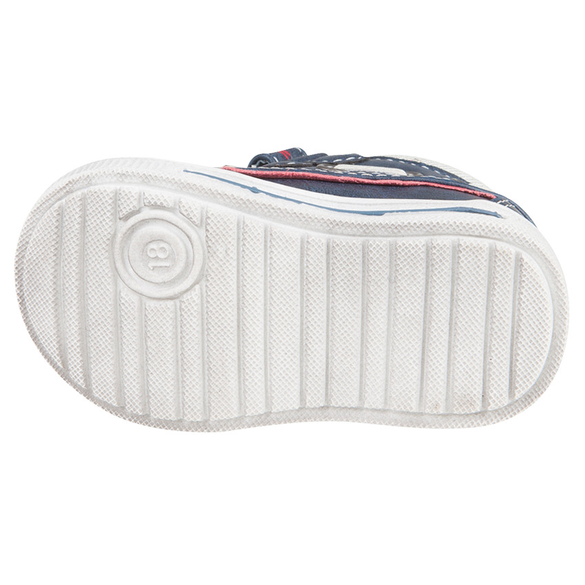 Chaussures forme bateau aspect cuir à scratchs 