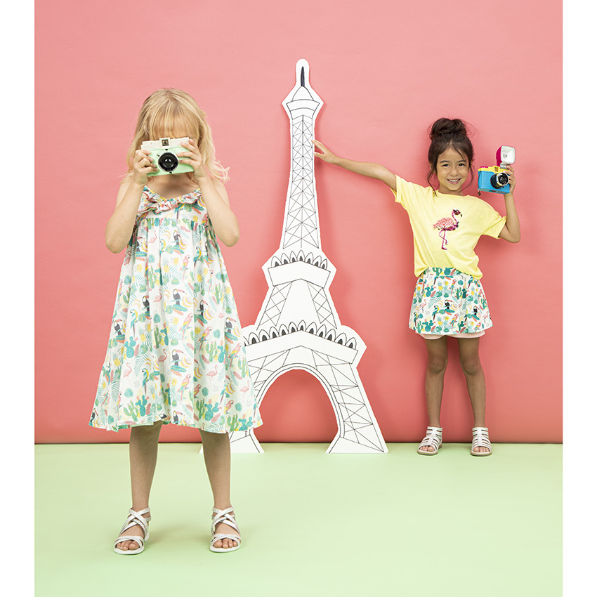 Robe à fines bretelles et imprimé tropical all-over 