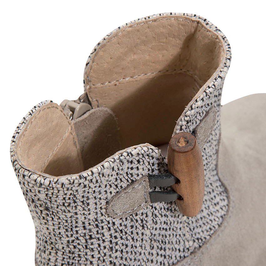 Bottines en cuir pailleté avec empiècement en tissu imprimé 