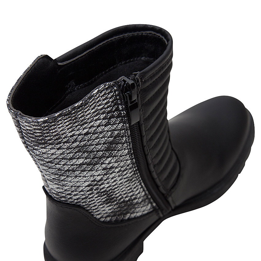 Bottines noires effet matelassé avec rivets et empiècement serpent 