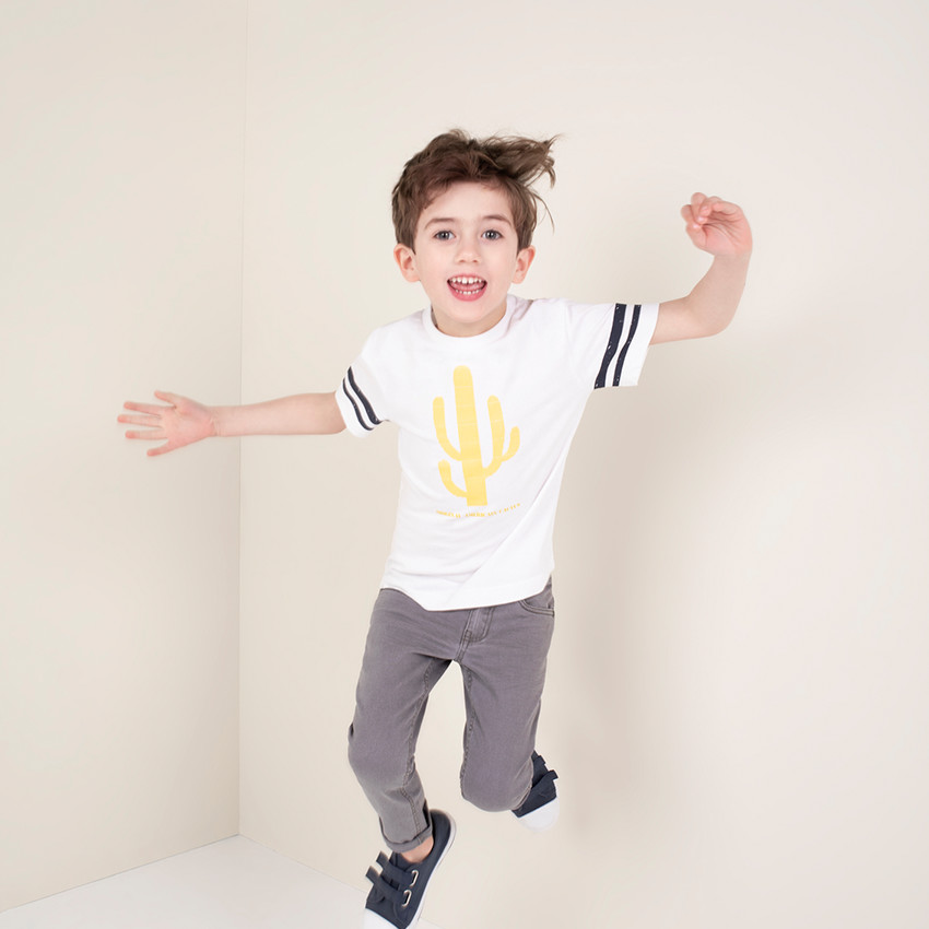 Tee-shirt manches courtes avec bandes et cactus printés 