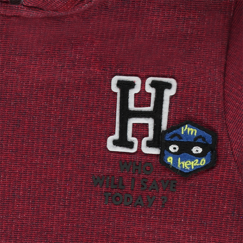 Gilet à capuche en molleton twisté avec badge patché 