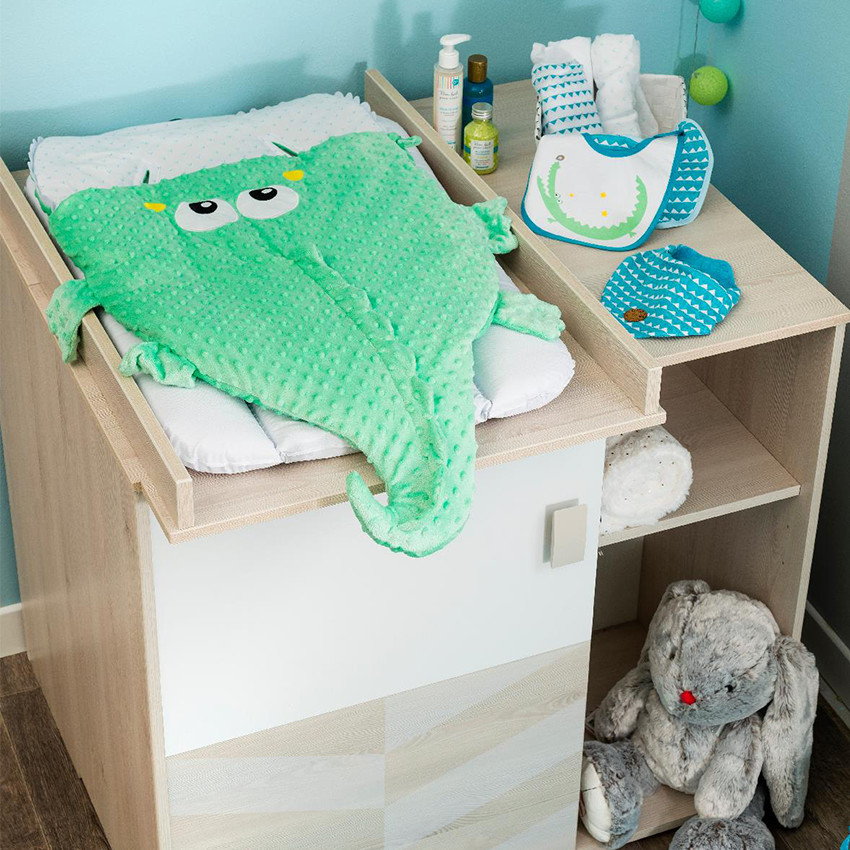 Nid d'ange forme crocodile en sherpa doublé jersey 