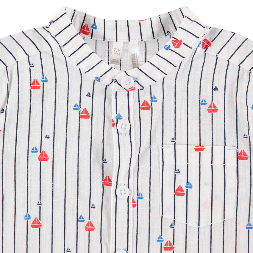 Ensemble chemise manches courtes rayée et salopette rouge 