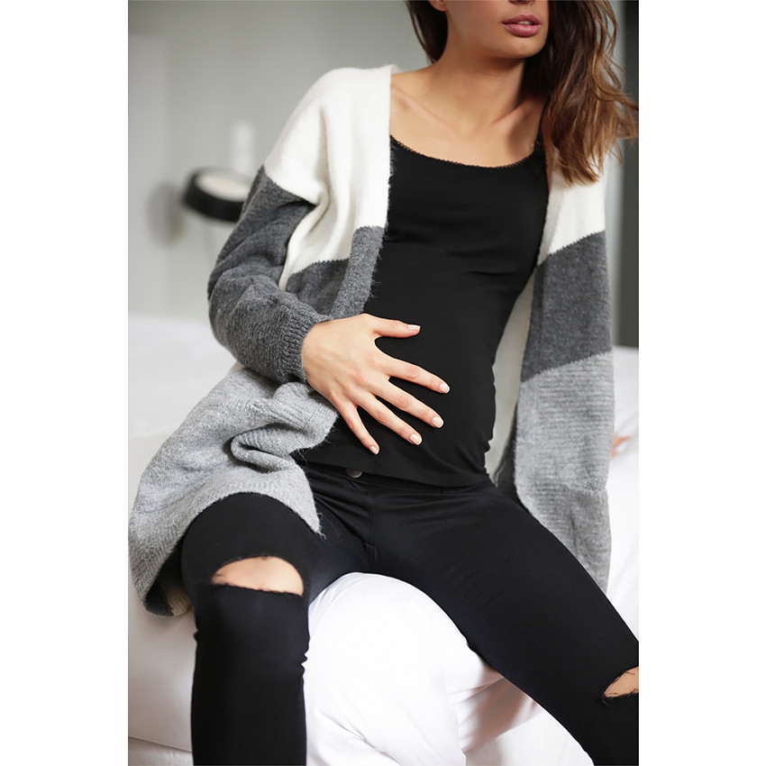 Jeans de grossesse slim avec déchirures genoux 