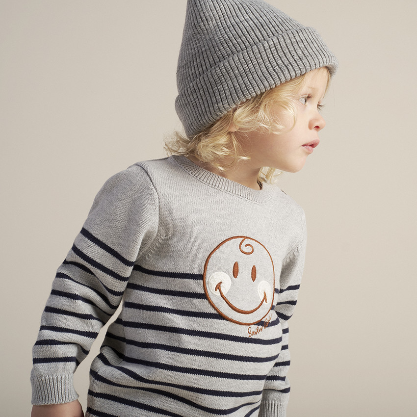 Pull en tricot rayé avec Smiley brodé 