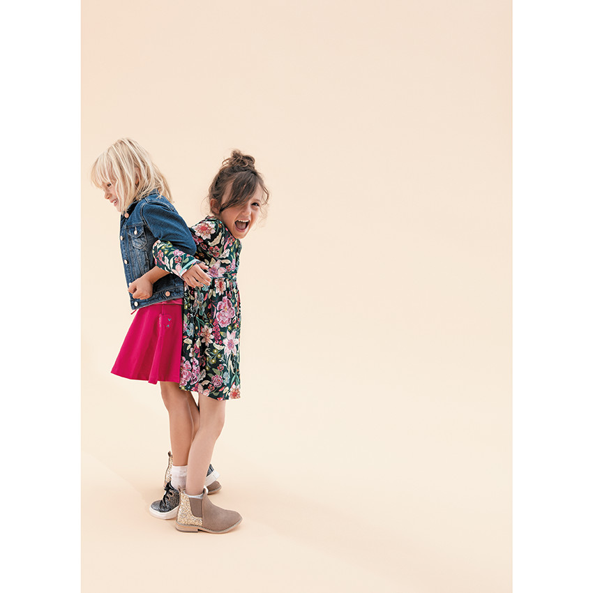 Bottillons effet cuir à paillettes 