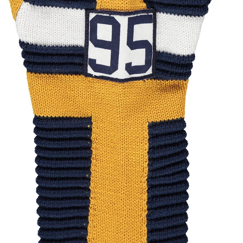 Gilet en tricot ottoman avec rayures contrastées et chiffres patchés 