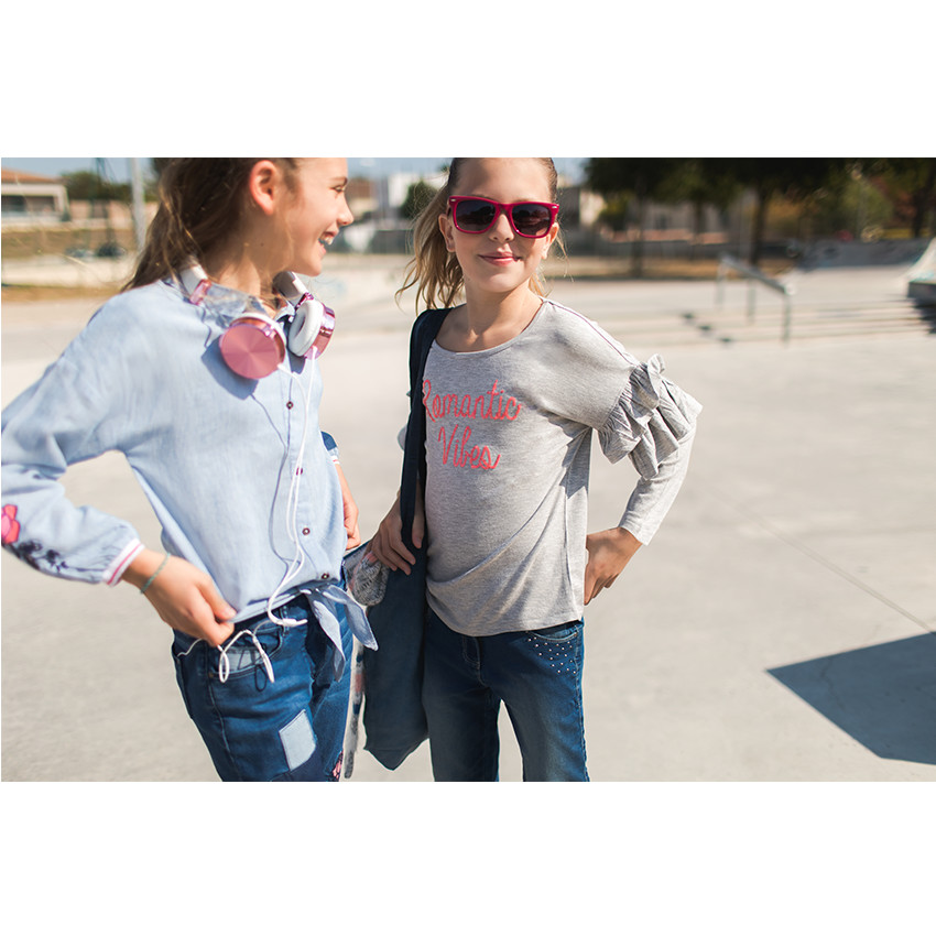 Tee-shirt manches 3/4 volantées avec inscription en sequins 