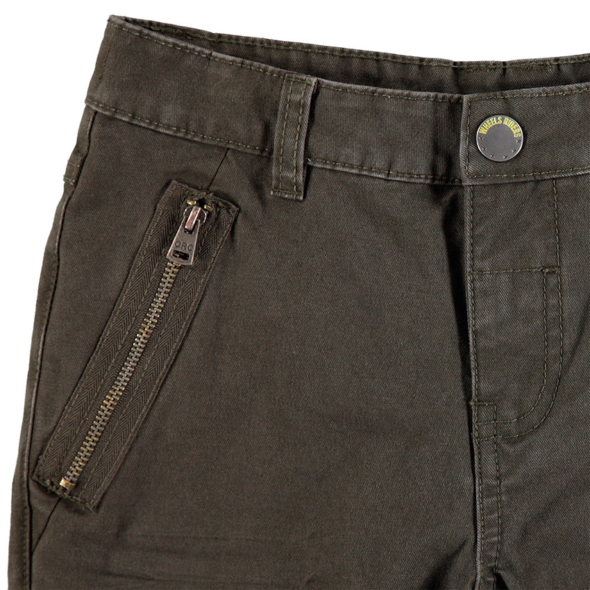 Pantalon kaki en coton surteint avec poches zippées 