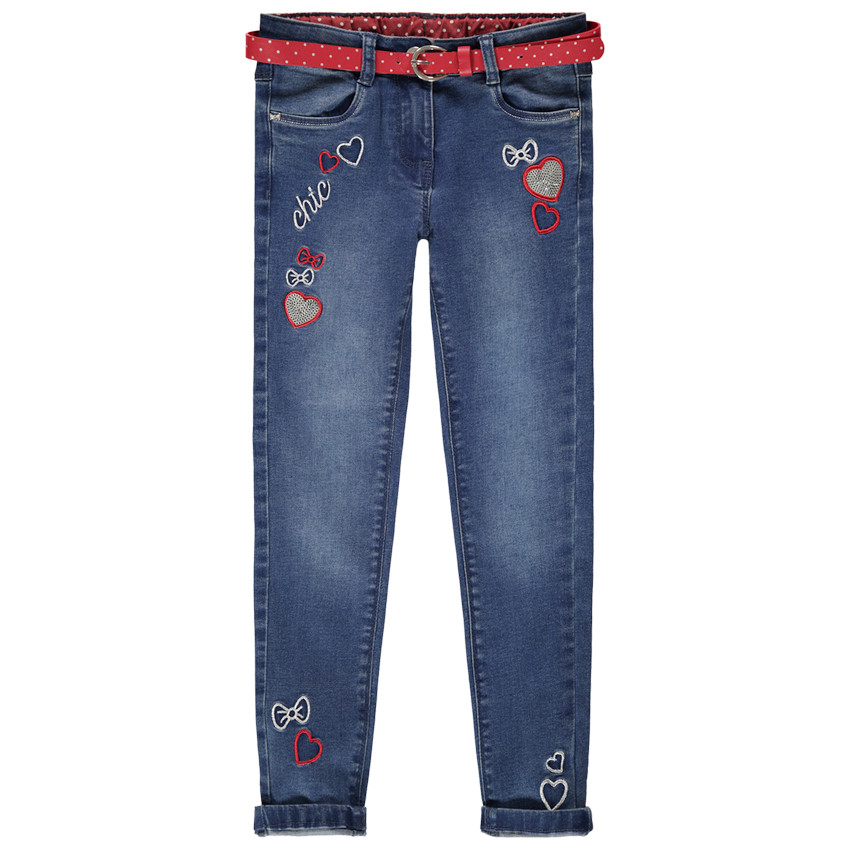 Jean effet used à broderies et ceinture à pois amovible 