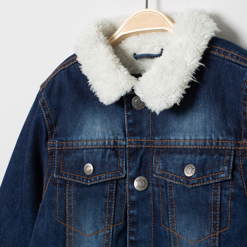 Veste en jean used doublée sherpa moutonnée 