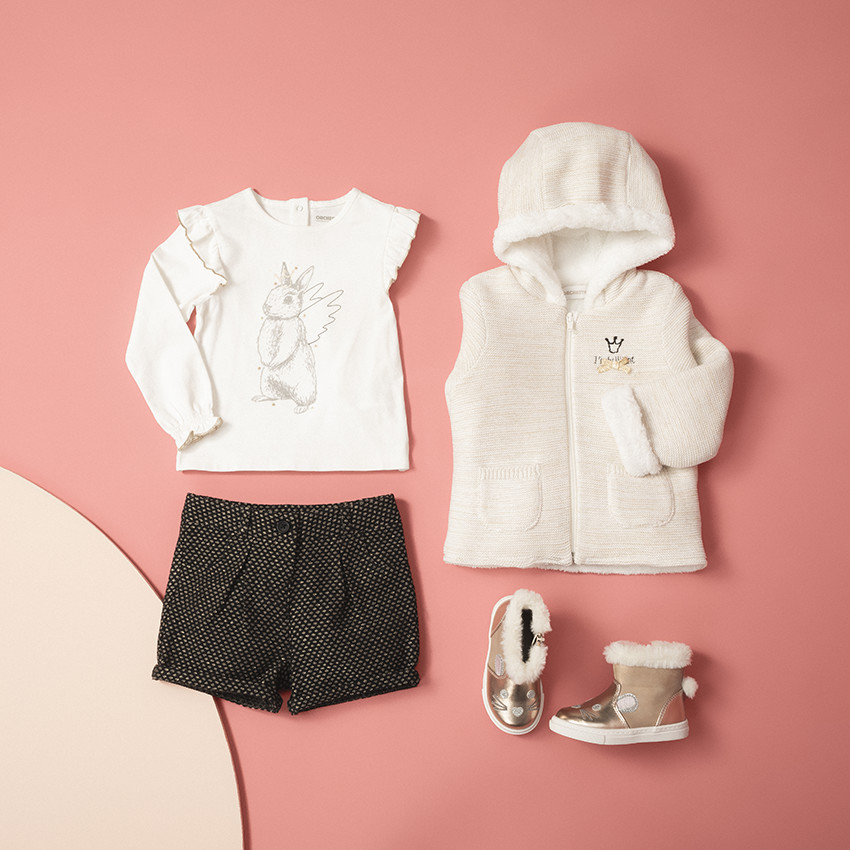 T-shirt manches longues volanté à lapin ailé printé 