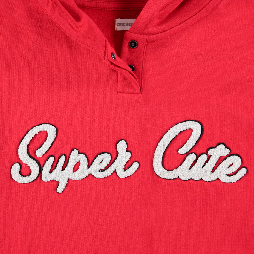 Junior - Sweat à capuche rouge avec inscription en bouclette 