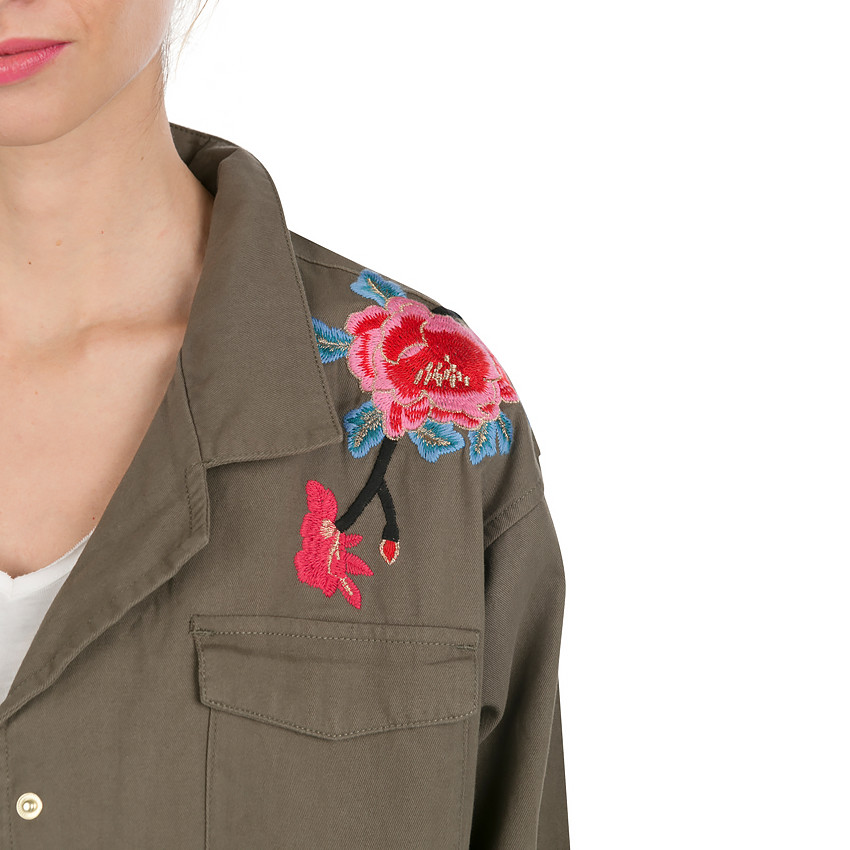 Veste de grossesse kaki avec fleurs brodées 