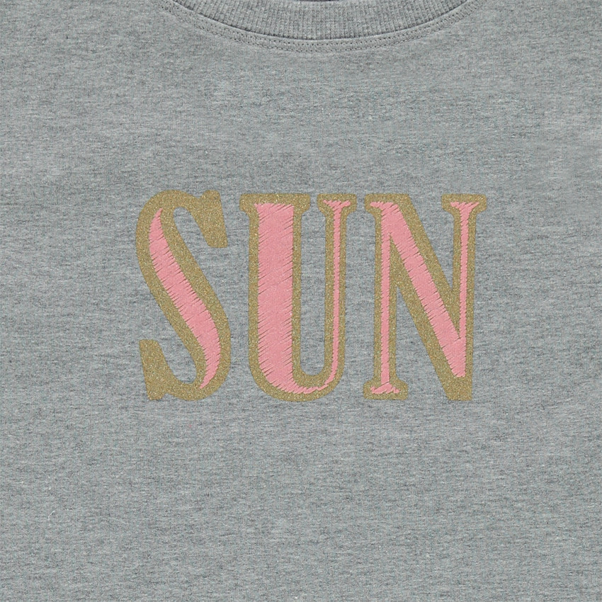 Robe en molleton avec manches volantées et mot printé 