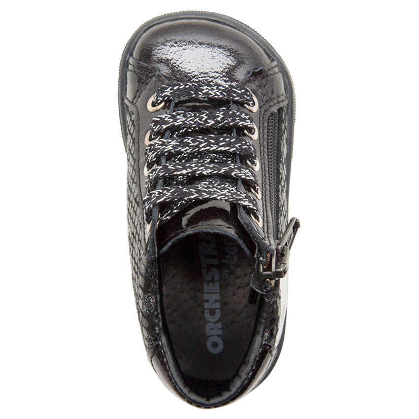 Bottillons vernis en cuir reliéfé avec patch coeur argenté 