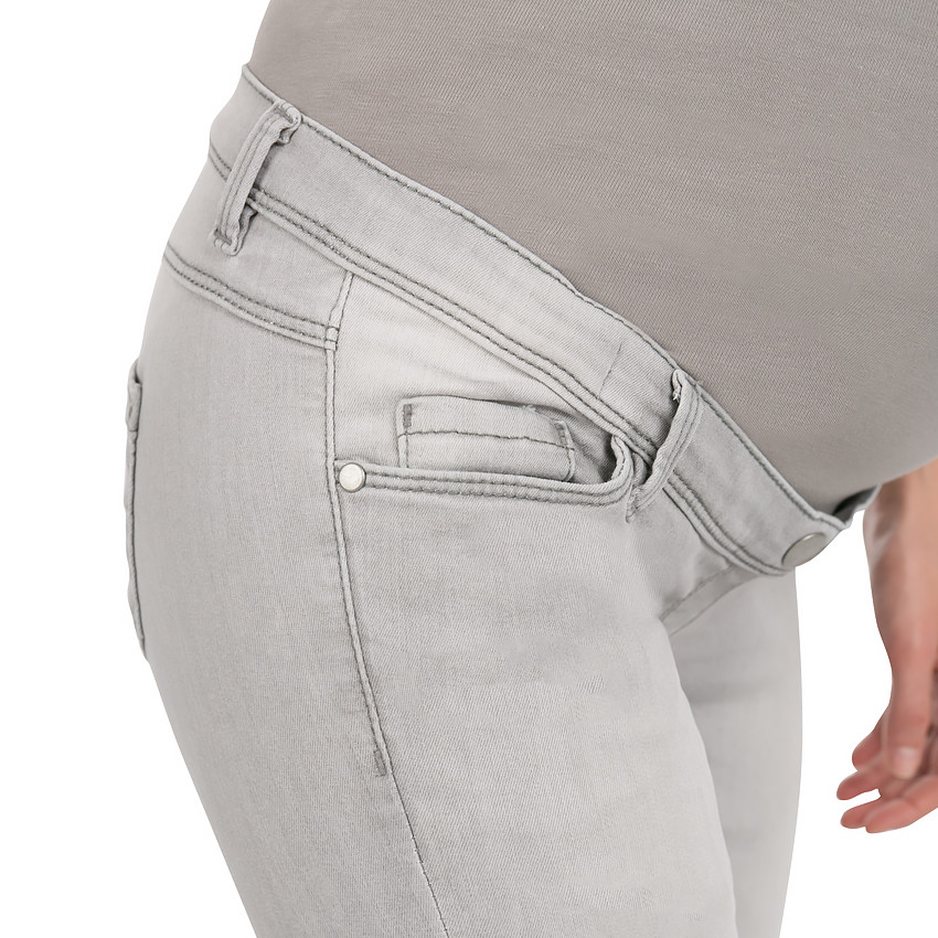 Jeans de grossesse coupe slim effet used 
