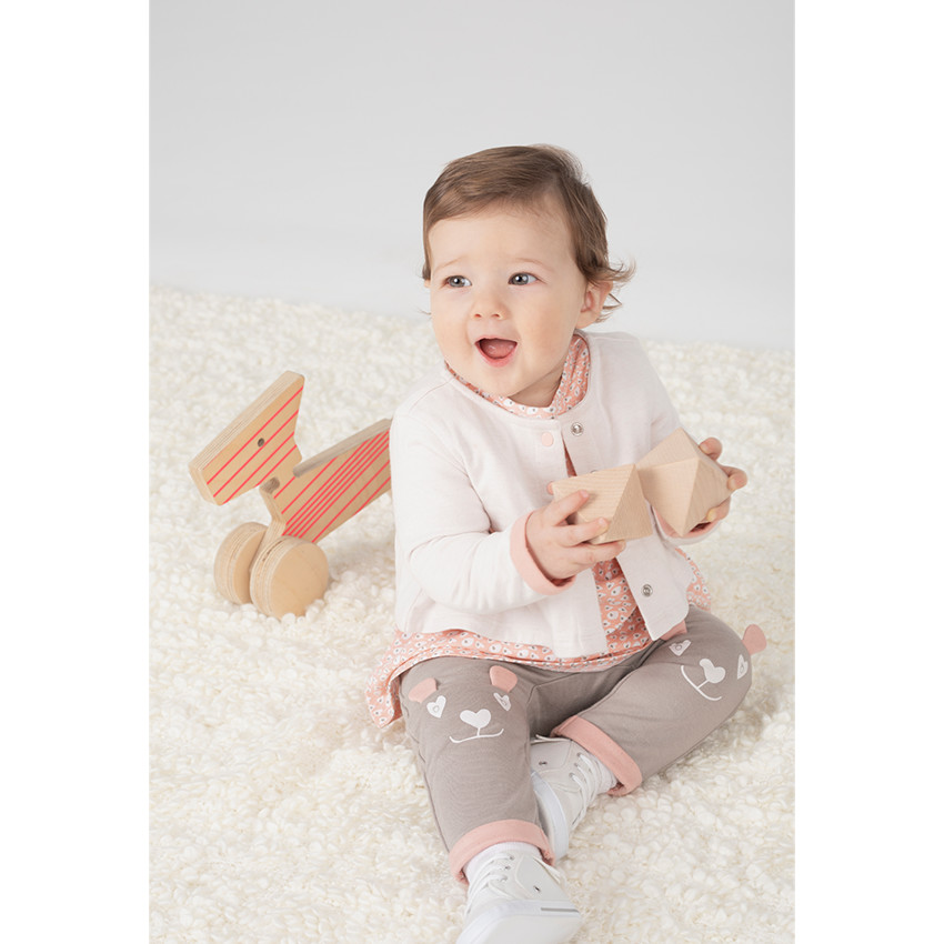 Ensemble avec tunique imprimée all-over, gilet uni et pantalon 