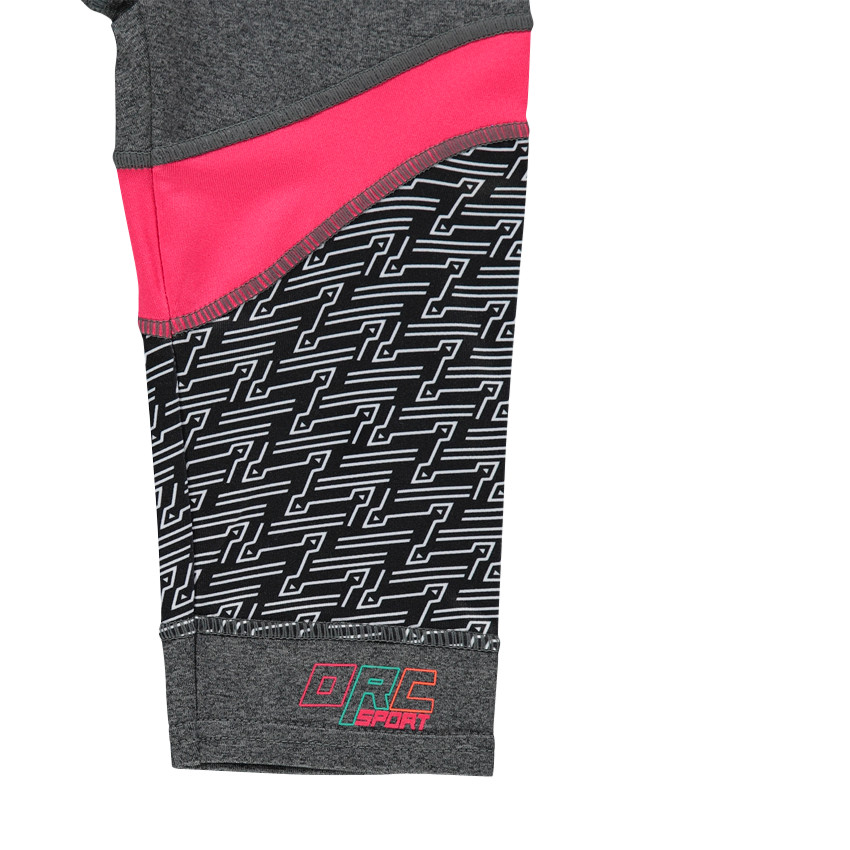 Cylciste de sport mi-mollet 