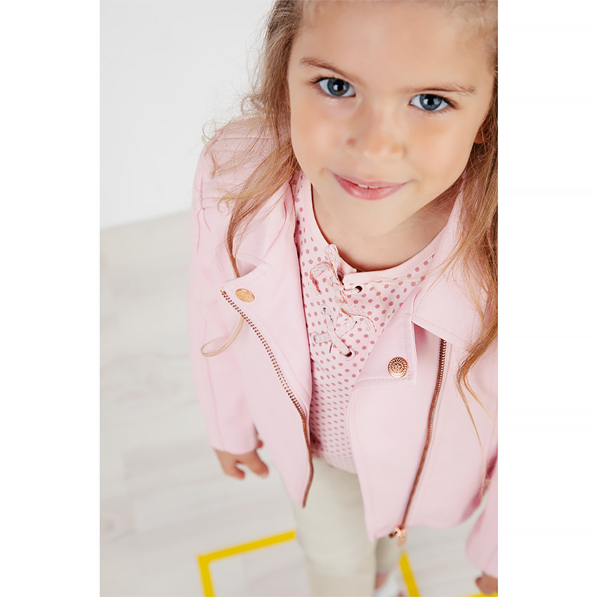 Tee-shirt manches courtes à pois all-over avec col fantaisie 