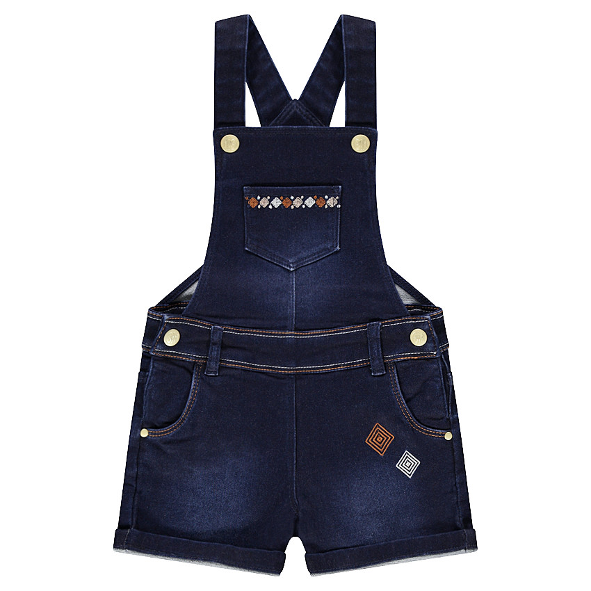 Salopette courte en jeans avec frises brodées style ethnique 