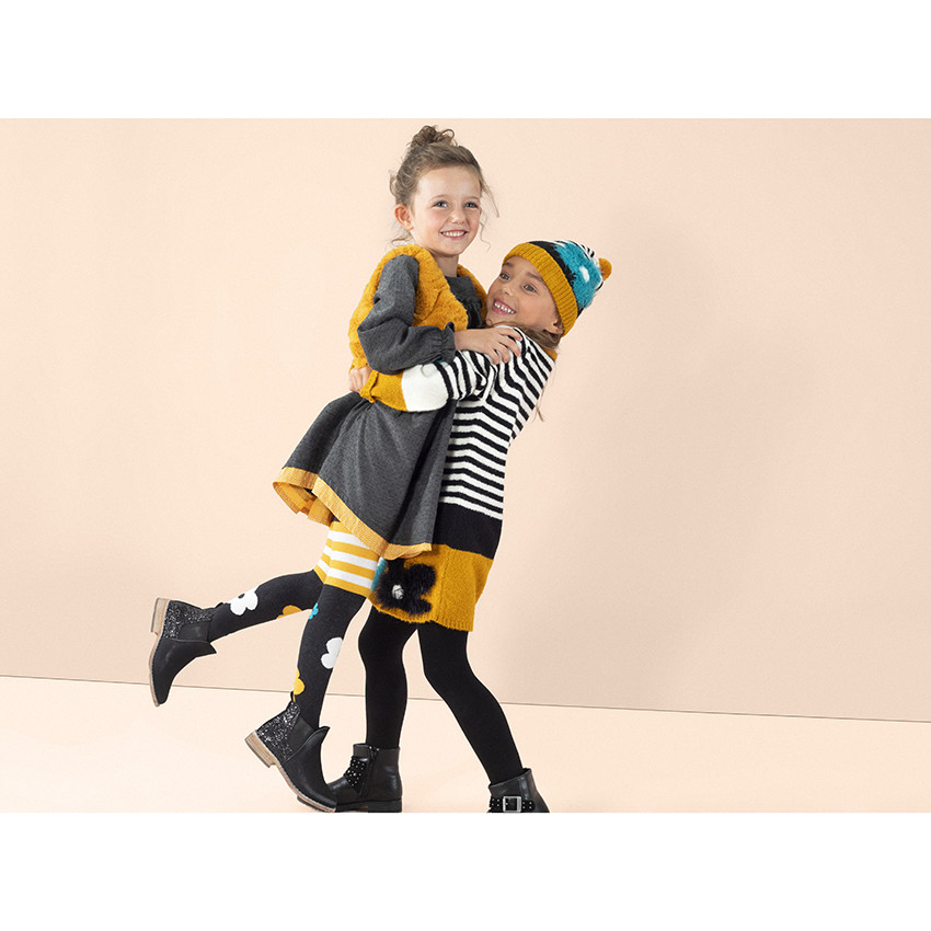 Bottillons noirs à paillettes  