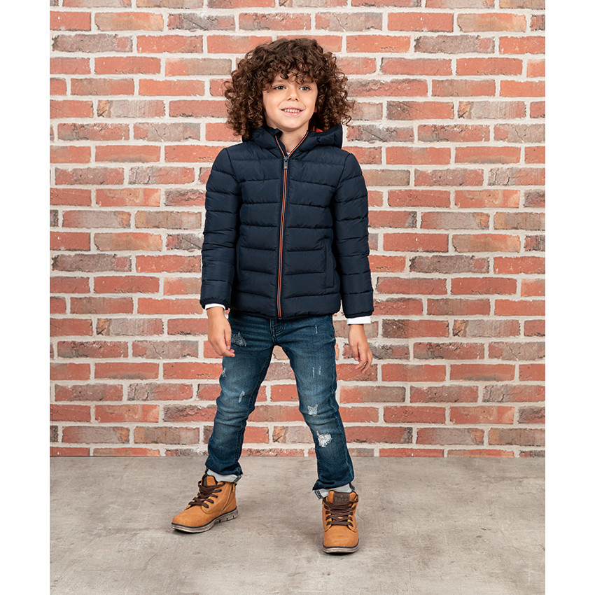 Doudoune légère matelassée avec sac de transport 