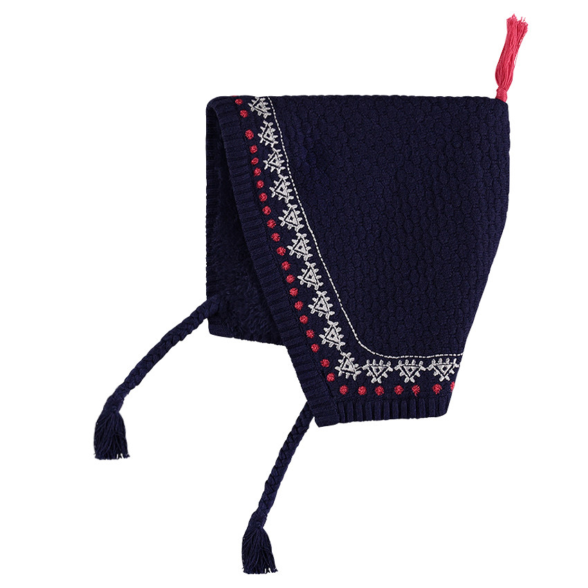 Bonnet en tricot fantaisie doublé jersey avec frise brodée et tresses 