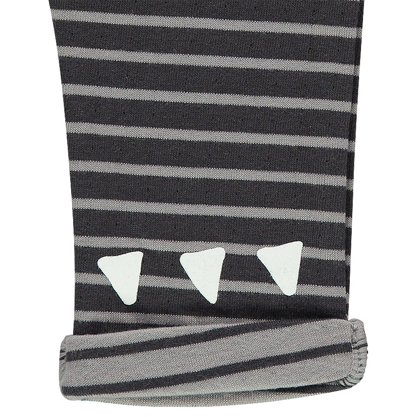 Ensemble avec tee-shirt à texte printé et sarouel rayé 