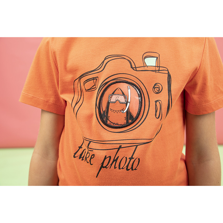 T-shirt manches courtes en coton print appareil photo plastifié 