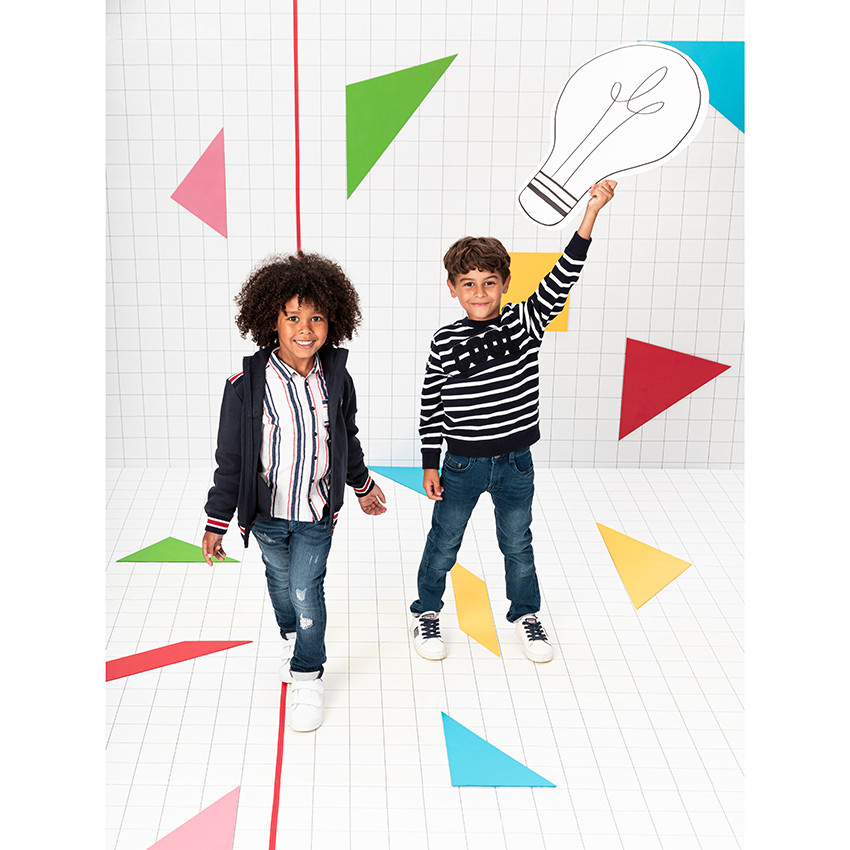 Chemise manches longues à rayures verticales et poche 