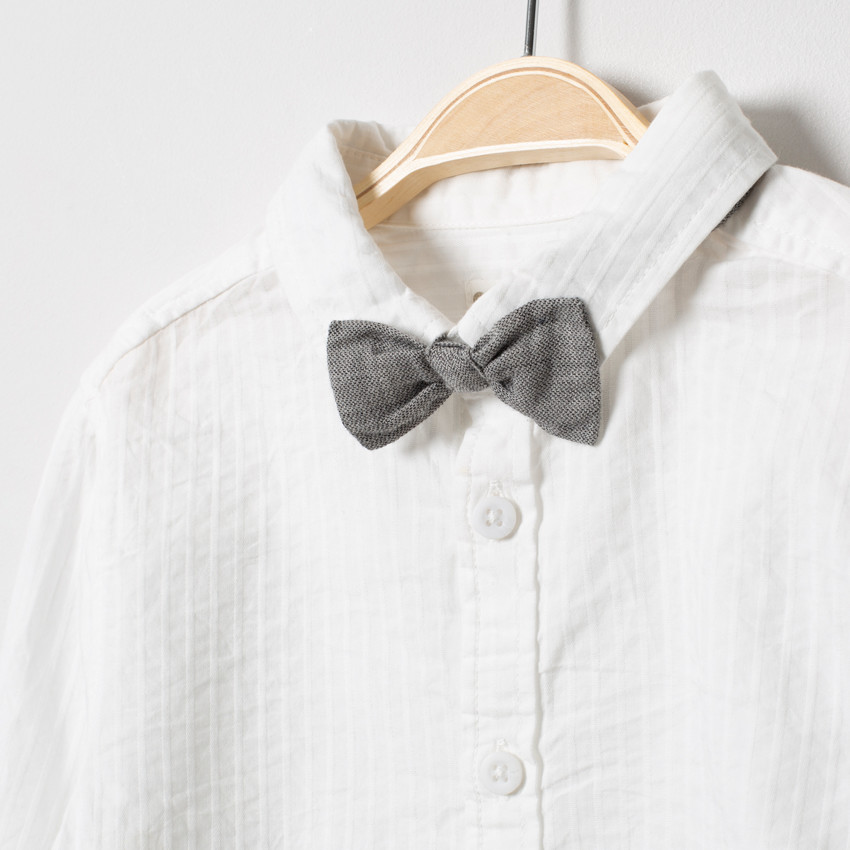 Chemise manches longues à rayures et noeud papillon à chevrons 