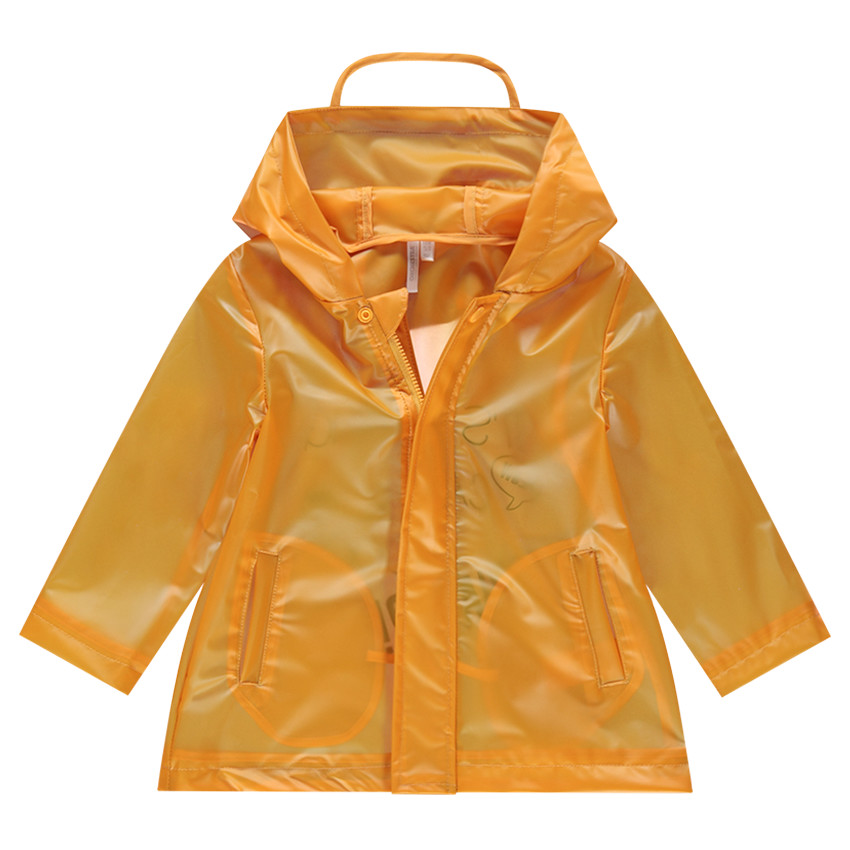 Coupe-vent à capuche jaune avec inscription au dos 