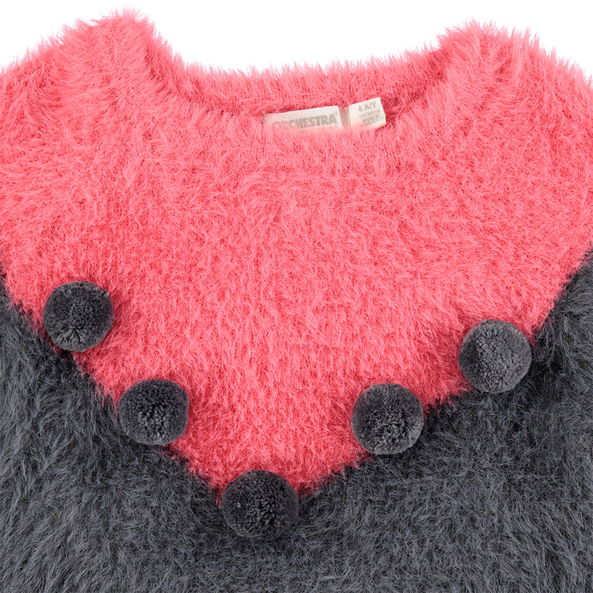 Pull en tricot poil bicolore avec pompons 
