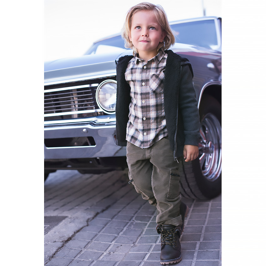 Pantalon en velours milleraies avec poches zippées  